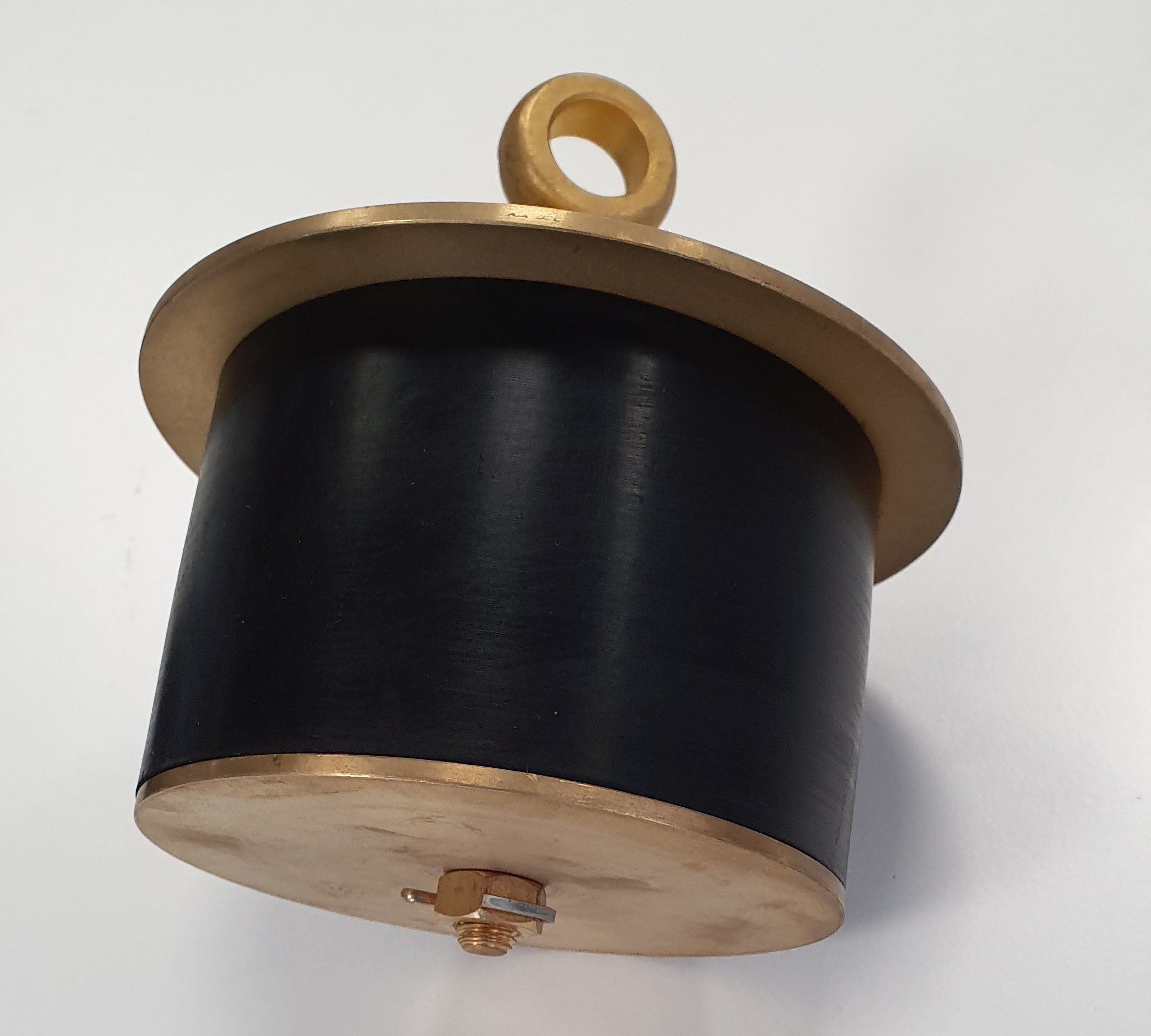 Brass scupper plug for 45 to 65 mm openings
